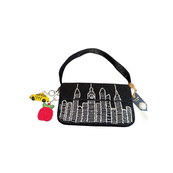 Viral black beaded shoulder bag, NYC skyline with 2 charms NWT Made in India - Picture 1 of 6